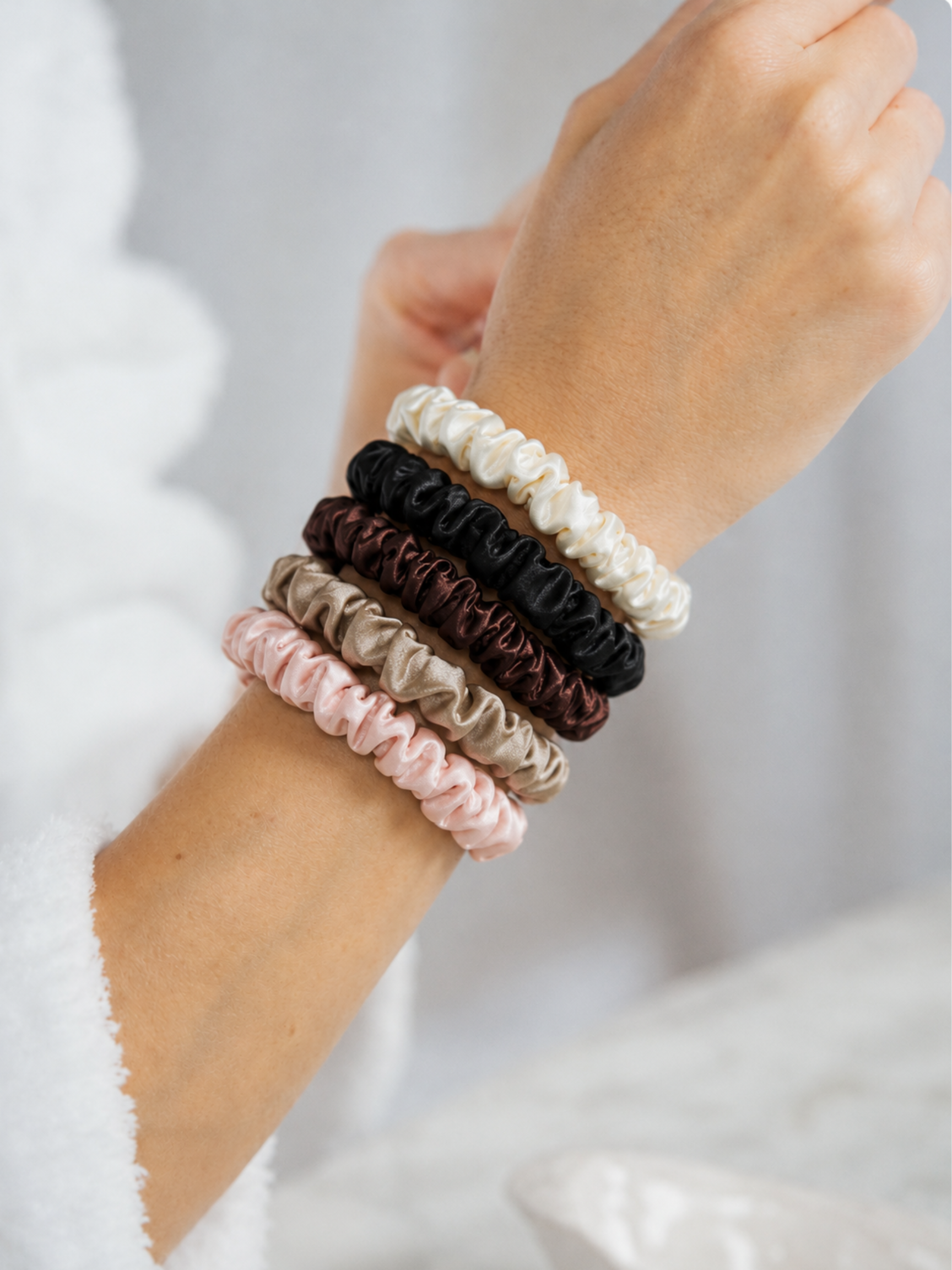 Paola Mulberry Silk Scrunchie