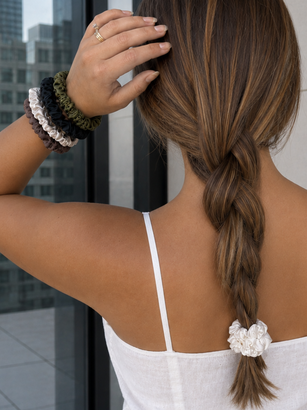 Maria Mulberry Silk Scrunchie